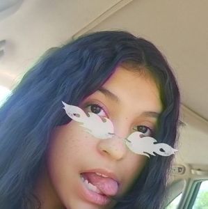 Meet your Posher, Mariana